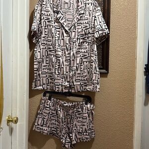 NWOT T Victoria's Secret Love Logo Pajama Short Set. Vintage. HTF Rare Design